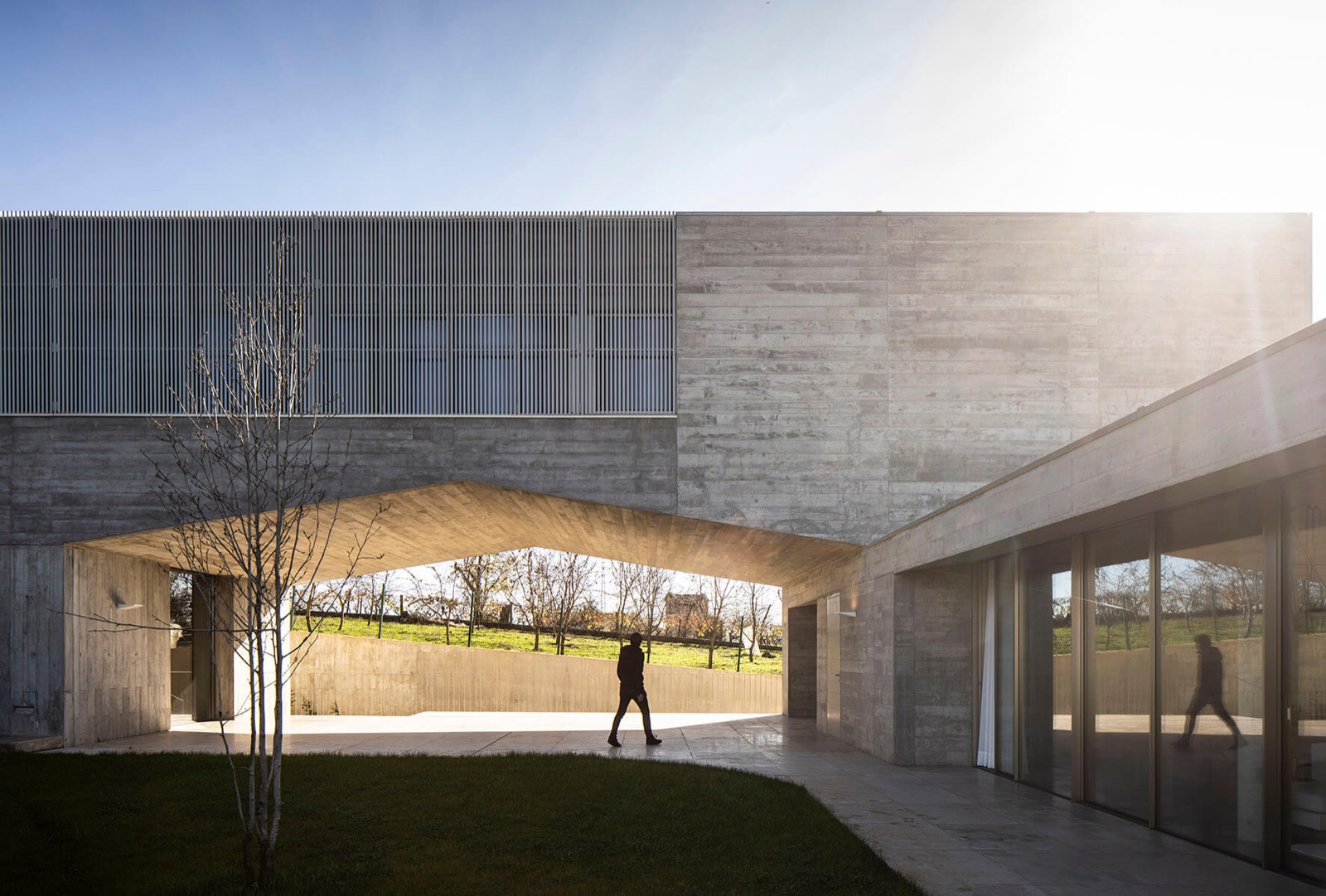 Portico House — Private Residence, Girona, Spain