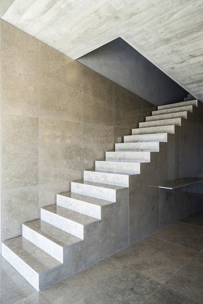 Portico House, Girona, Spain — image 7