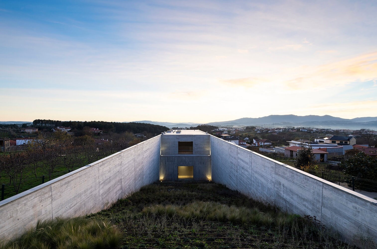 Portico House, Girona, Spain — image 4