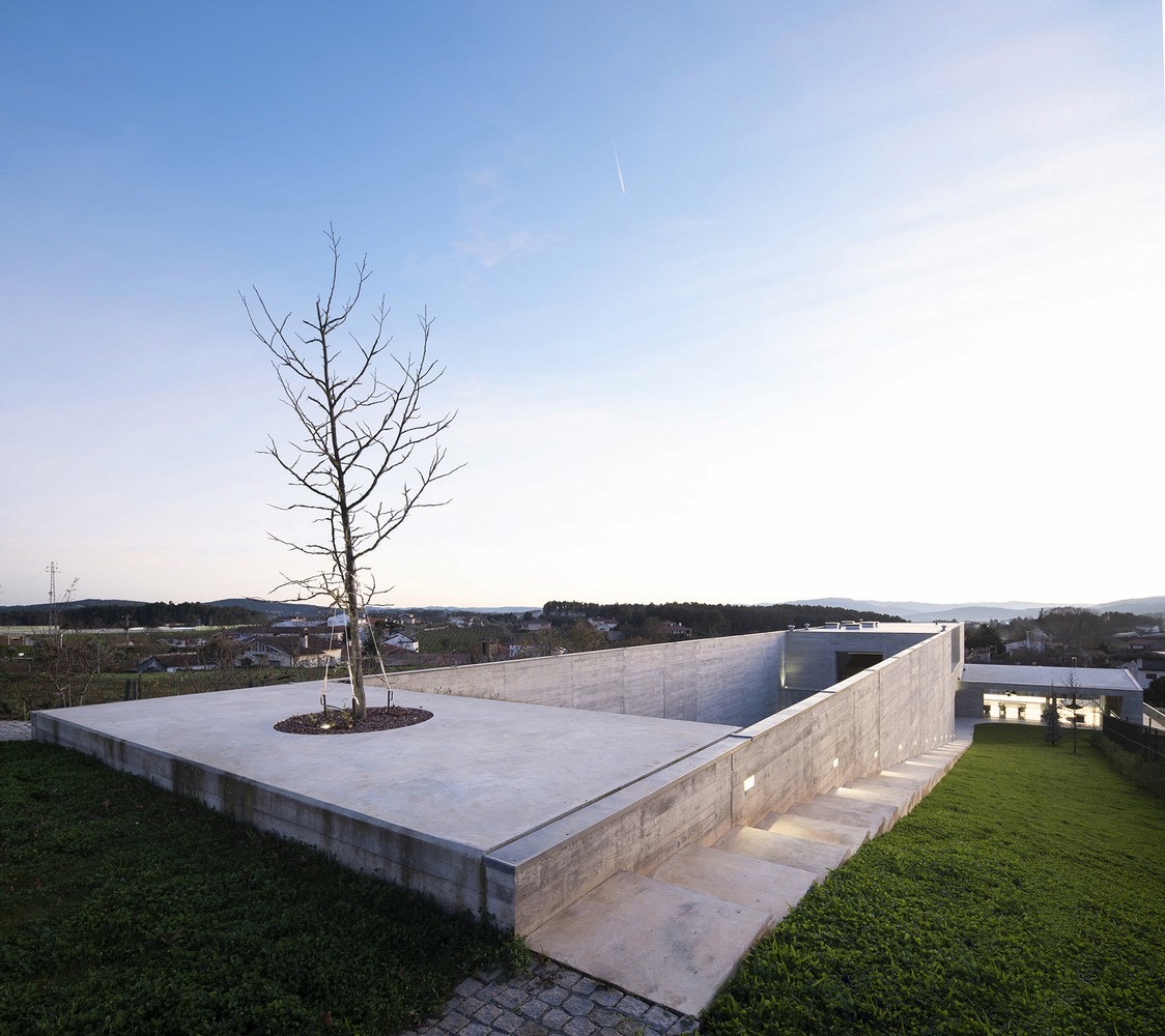 Portico House, Girona, Spain — image 8